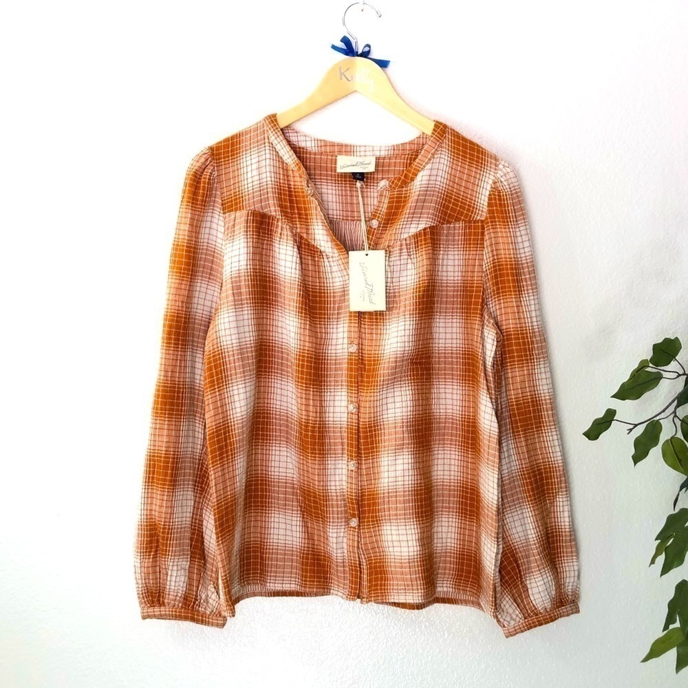 NWT Universal Thread Plaid Button Down